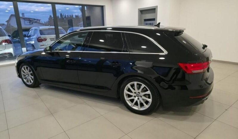 Audi A4 Avant full