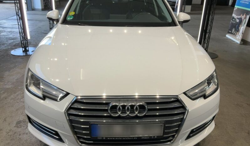 Audi A4 2.0 TDI Sport full