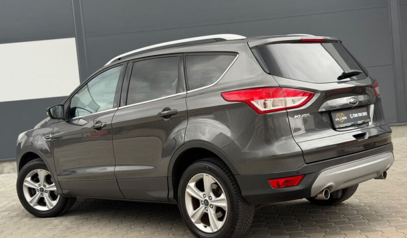 Ford Kuga 2.0 TDCi FWD Titanium full