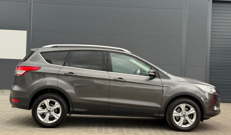 Ford Kuga 2.0 TDCi FWD Titanium full