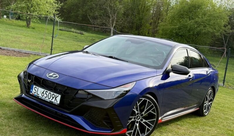Hyundai Elantra full