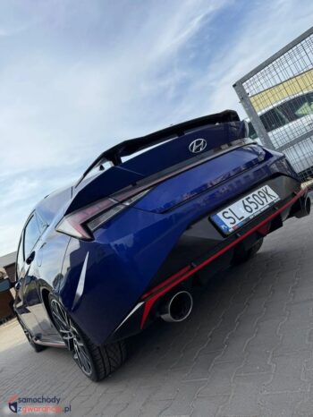 Hyundai Elantra full
