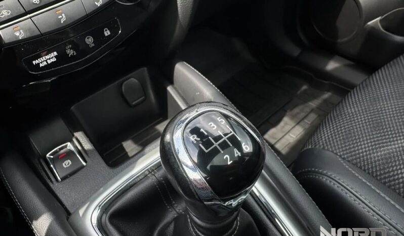 Nissan Qashqai 1.2 DIG-T Tekna EU6 full