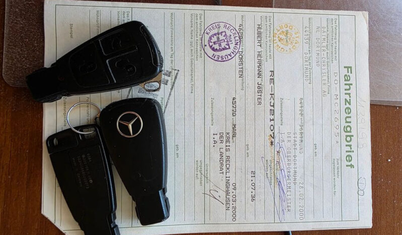 Mercedes-Benz CLK full