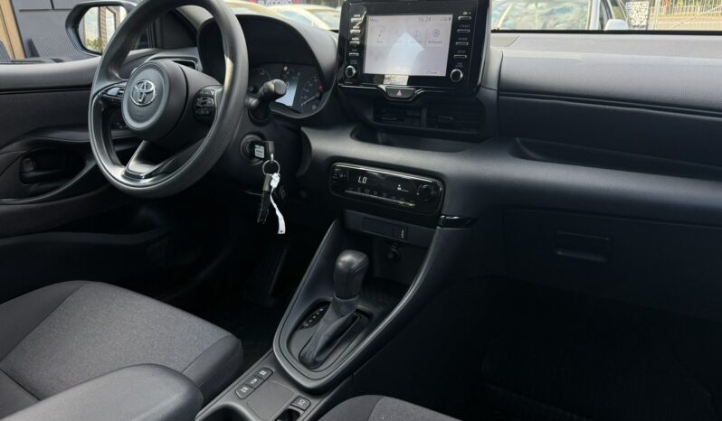 Toyota Yaris Salon Polska Poleasingowy I właściciel Serwis ASO VAT 23% Bezwypadkowy IV (2020-) full