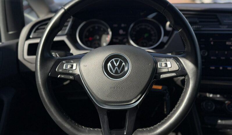 Volkswagen Touran Salon Polska Poleasingowy I właściciel Serwis ASO VAT 23% Bezwypadkowy III (2015-) full