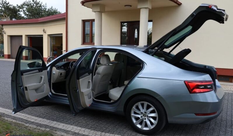 Skoda Superb 2.0 TSI Style DSG full