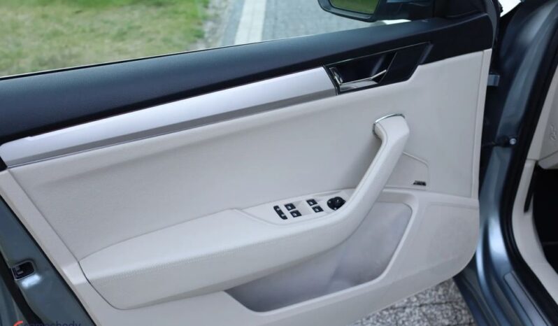 Skoda Superb 2.0 TSI Style DSG full