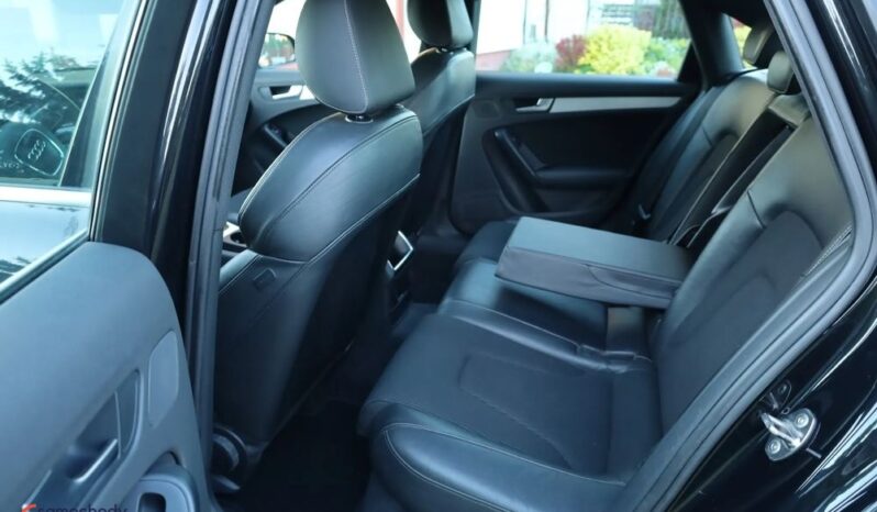 Audi A4 Limousine 1.8 TFSI S line Sportpaket full