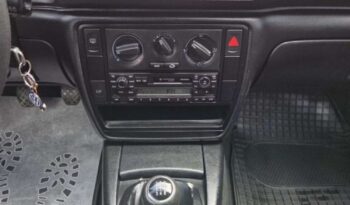 Volkswagen Passat full