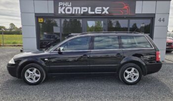 Volkswagen Passat full