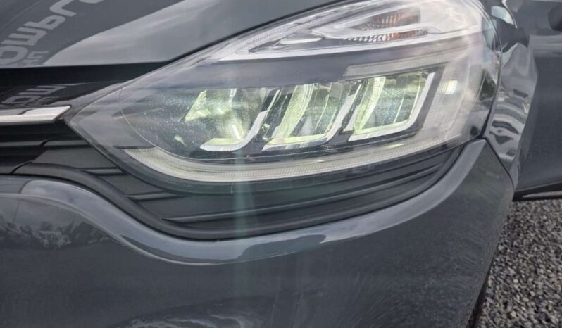 Renault Clio full
