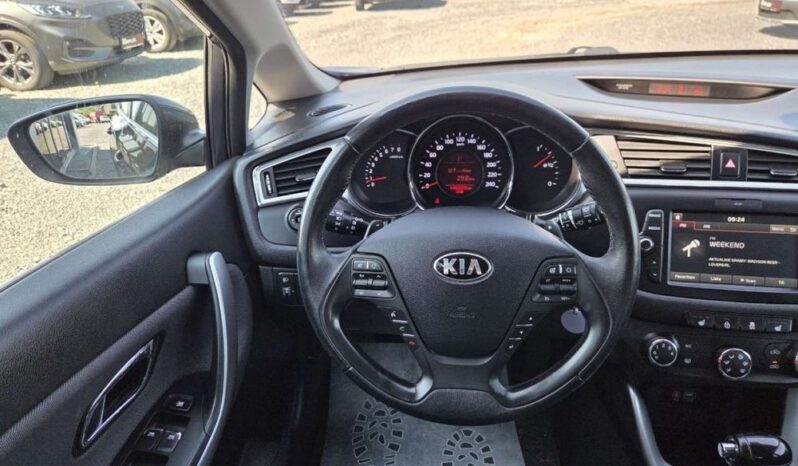 Kia Ceed full