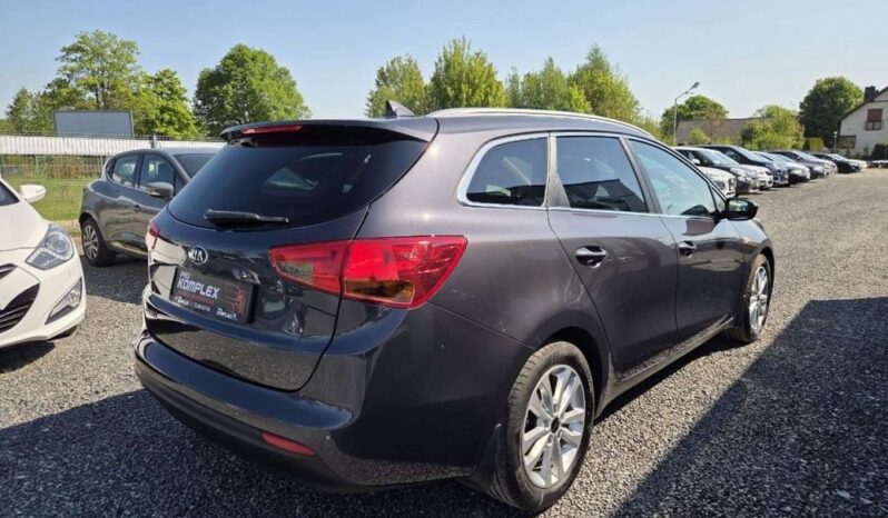 Kia Ceed full