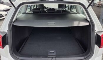 Volkswagen Golf full