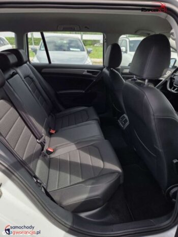 Volkswagen Golf full