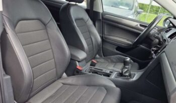 Volkswagen Golf full