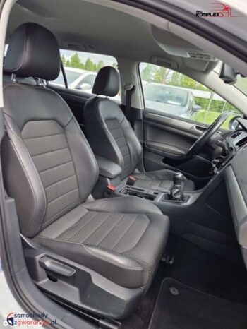 Volkswagen Golf full