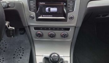 Volkswagen Golf full