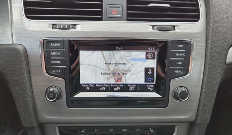 Volkswagen Golf full