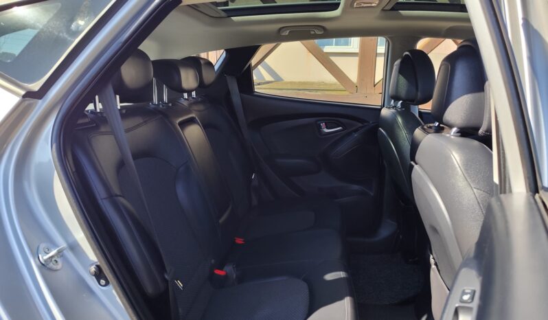 Hyundai ix35 2.0i Style 2WD 2010_163KM full