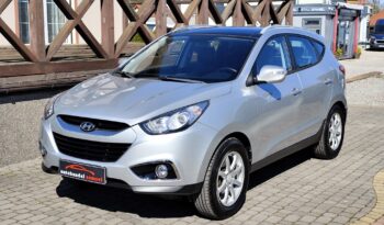 Hyundai ix35 2.0i Style 2WD 2010_163KM full