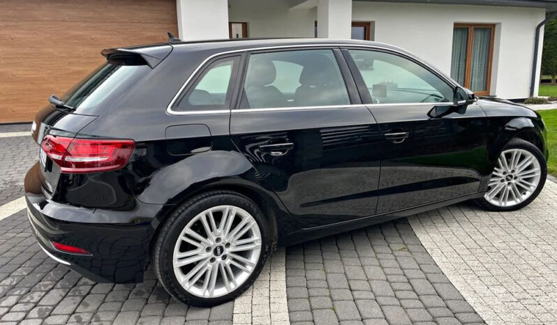 Audi A3 Sportback 1.5 TFSI cylinder on demand sport full