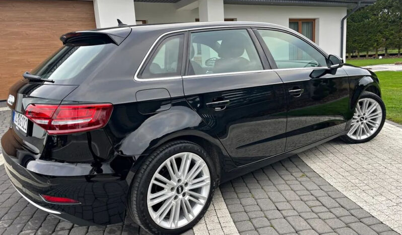 Audi A3 Sportback 1.5 TFSI cylinder on demand sport full
