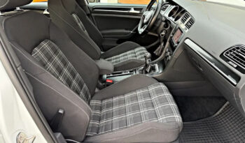 Volkswagen Golf GTD (BlueMotion Technology) full