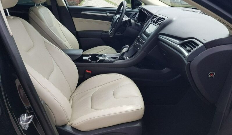 Ford Mondeo full