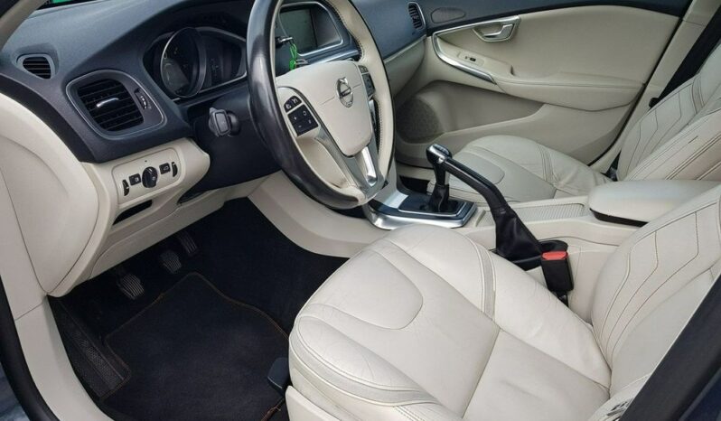 Volvo V40 D3 Ocean Race full