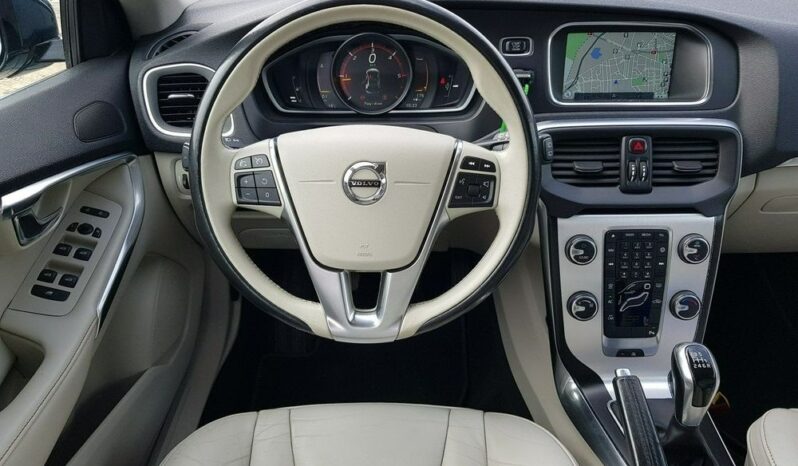 Volvo V40 D3 Ocean Race full