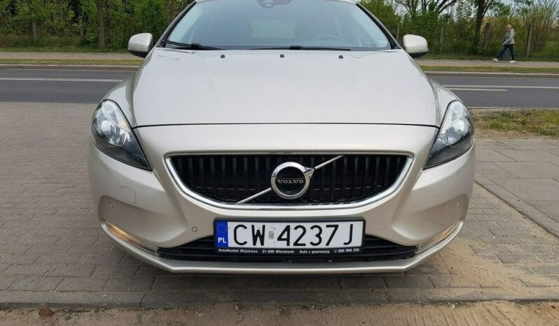 Volvo V40 T3 full