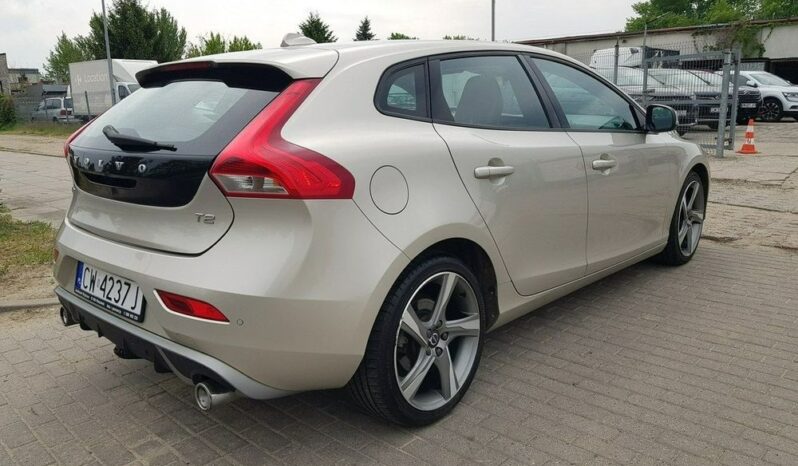 Volvo V40 T3 full