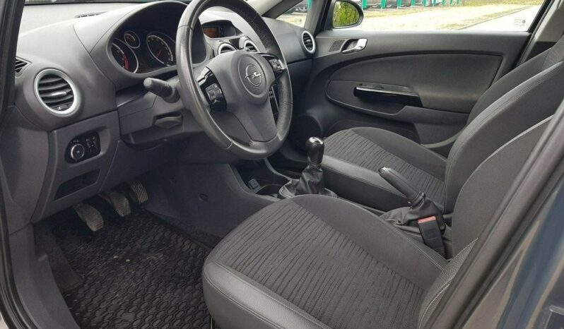 Opel Corsa full