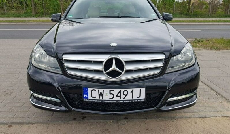 Mercedes-Benz Klasa C 250 CGI Automatik BlueEFFICIENCY Avantgarde full