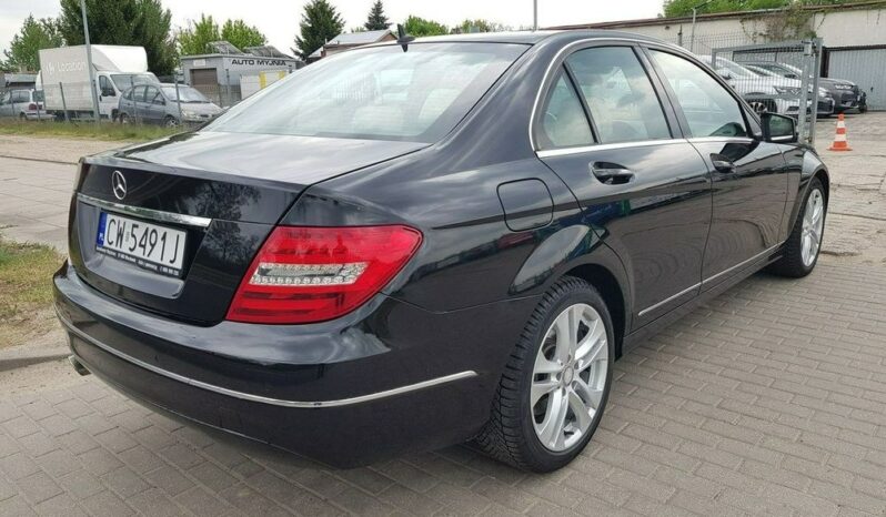 Mercedes-Benz Klasa C 250 CGI Automatik BlueEFFICIENCY Avantgarde full