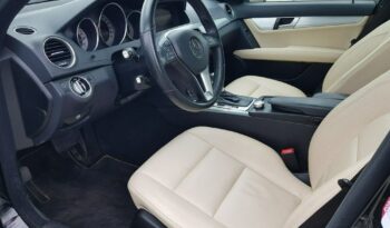 Mercedes-Benz Klasa C 250 CGI Automatik BlueEFFICIENCY Avantgarde full