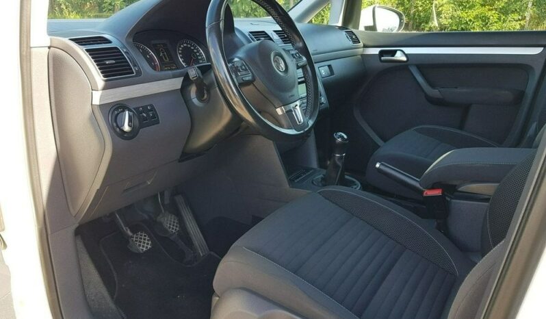 Volkswagen Touran 1.4 TSI Cup full