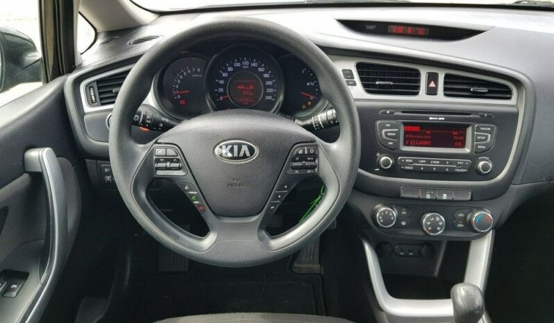 Kia Ceed full