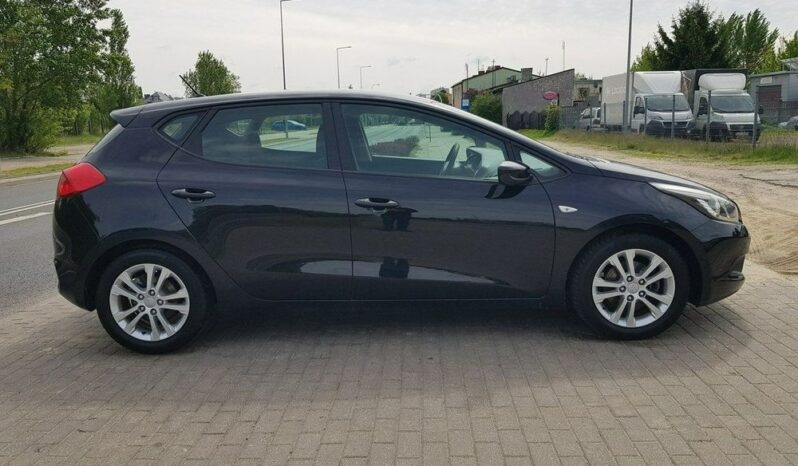 Kia Ceed full