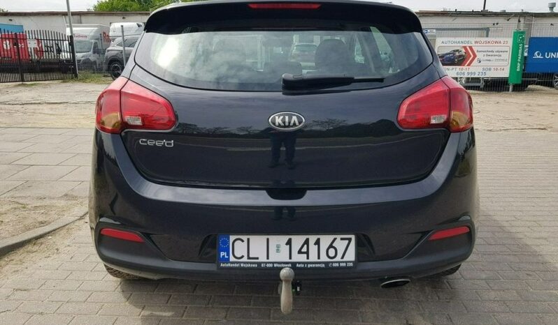 Kia Ceed full