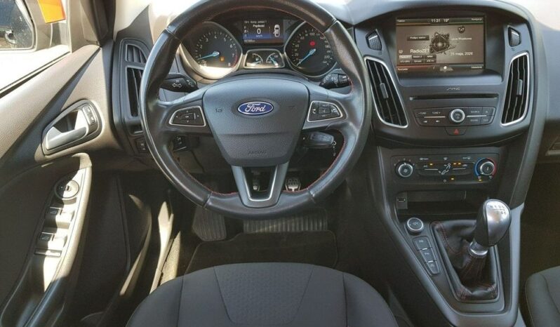 Ford Focus 1.5 EcoBoost STart-Stopp-System ST-LINE full