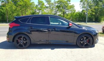 Ford Focus 1.5 EcoBoost STart-Stopp-System ST-LINE full