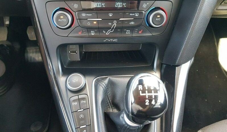 Ford Focus 1.5 EcoBoost STart-Stopp-System TITANIUM full
