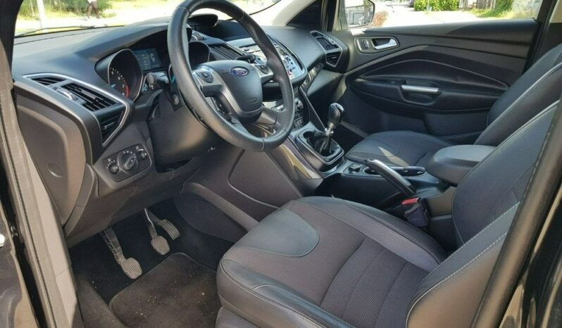 Ford Kuga full
