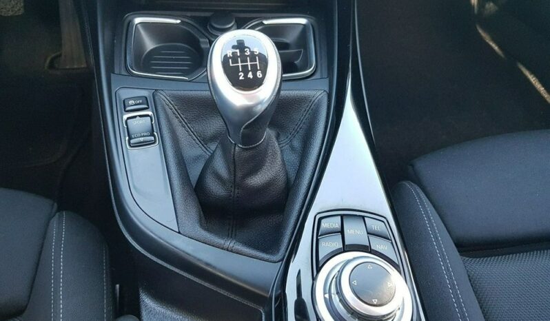 BMW Seria 1 118d Sport Line full