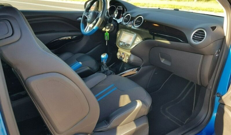 Opel Adam full