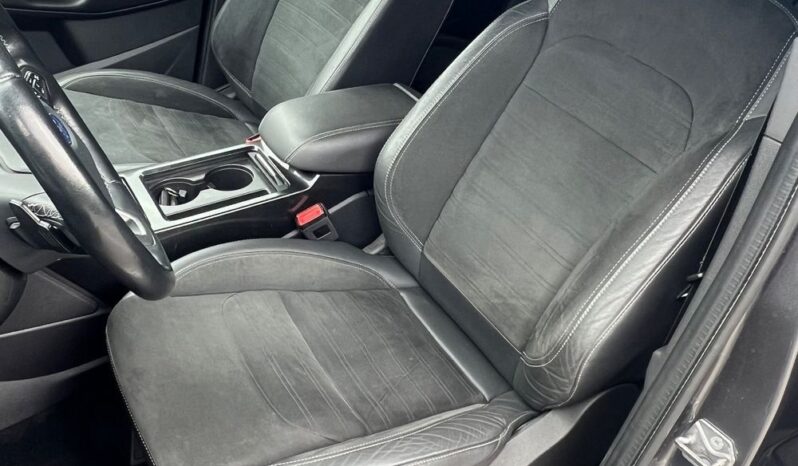 Ford Kuga 2.0 TDCi 4×4 ST-Line ALKANTARA GRZANE FOTELE SERWISOWANA BEZWYPADKOWA GWARANCJA full