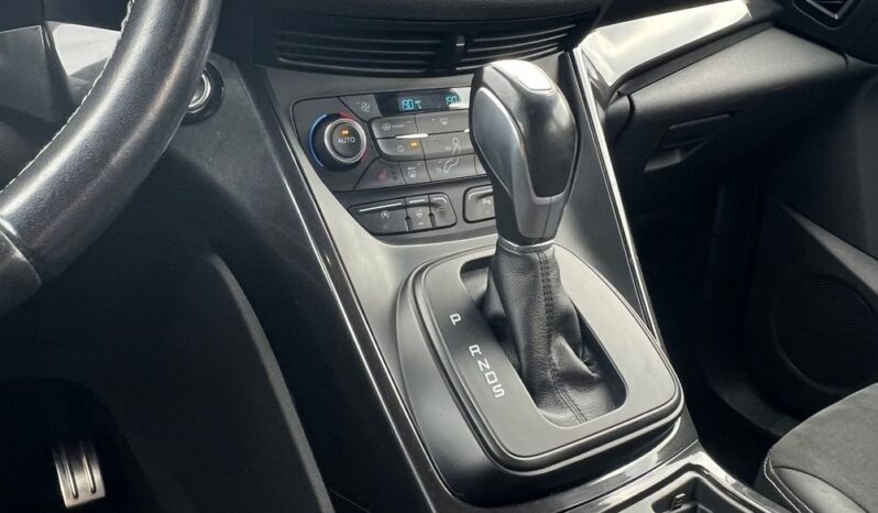 Ford Kuga 2.0 TDCi 4×4 ST-Line ALKANTARA GRZANE FOTELE SERWISOWANA BEZWYPADKOWA GWARANCJA full